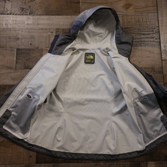 The North Face FuseForm Dot Matrix Rain Jacket Women’s Large Gray HyVent - Picture 13 of 16